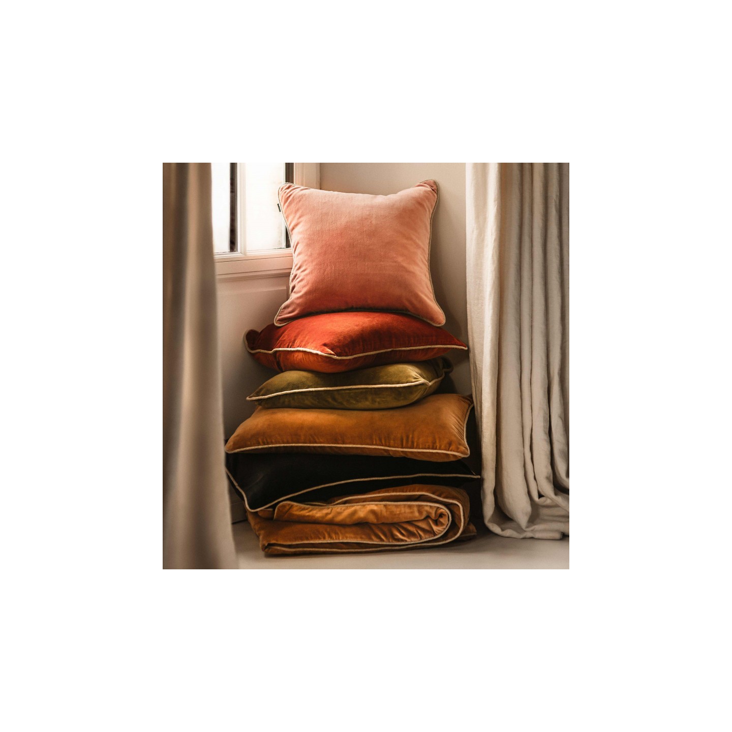 Coussin En Velours De Coton New Delhi Du Linge De Maison Haomy