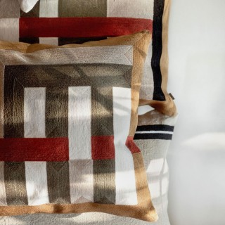 Housse de coussin en coton brodé - Tokyo