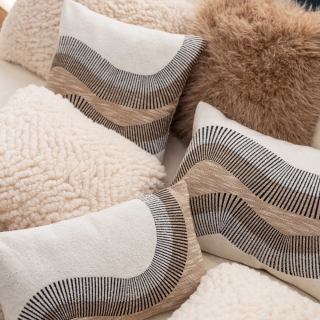 Coussin brodé Hiro Naturel/Galet 45 x 45